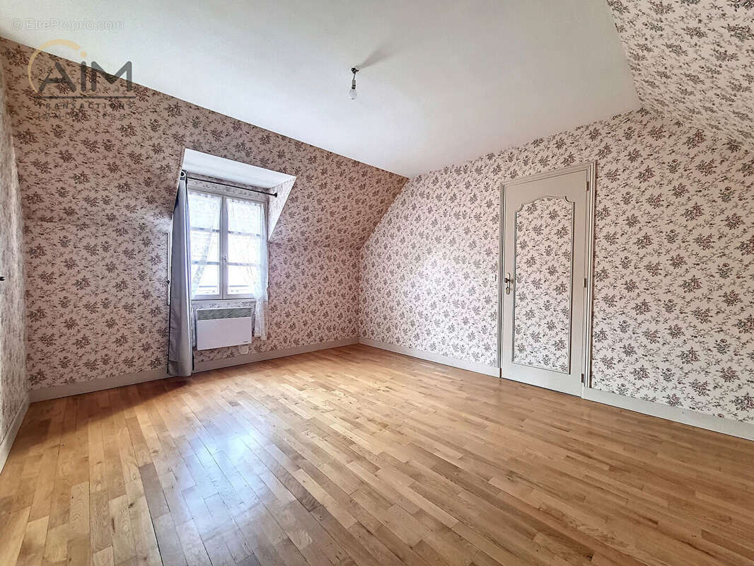 Maison à VERNOU-SUR-BRENNE