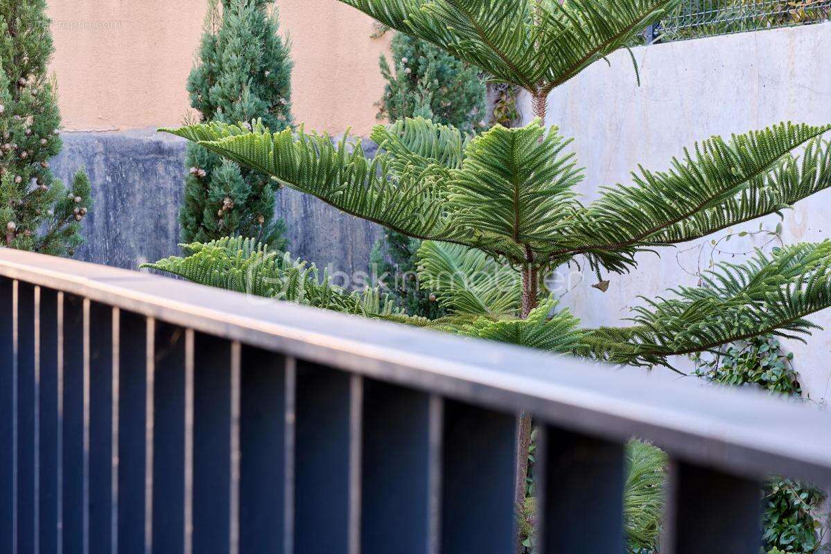 Appartement T3 neuf avec terrasse et vue jardin – Prestations de qualité – Secteur des Pins - photo 13