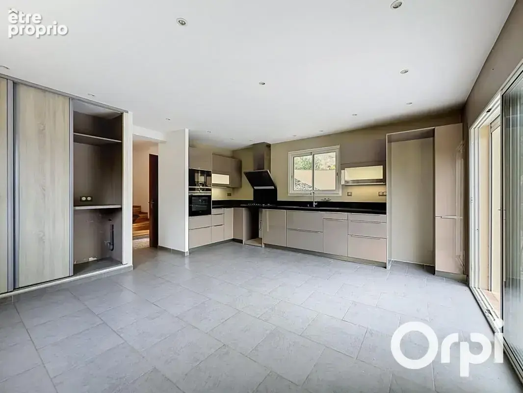 Appartement 4 pièces esprit maison – terrain de 2 760 m² – accès rivière - photo 5