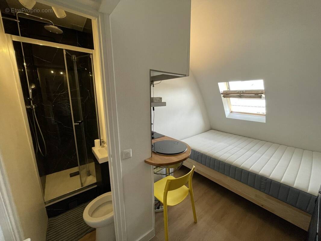 Appartement à PARIS-10E
