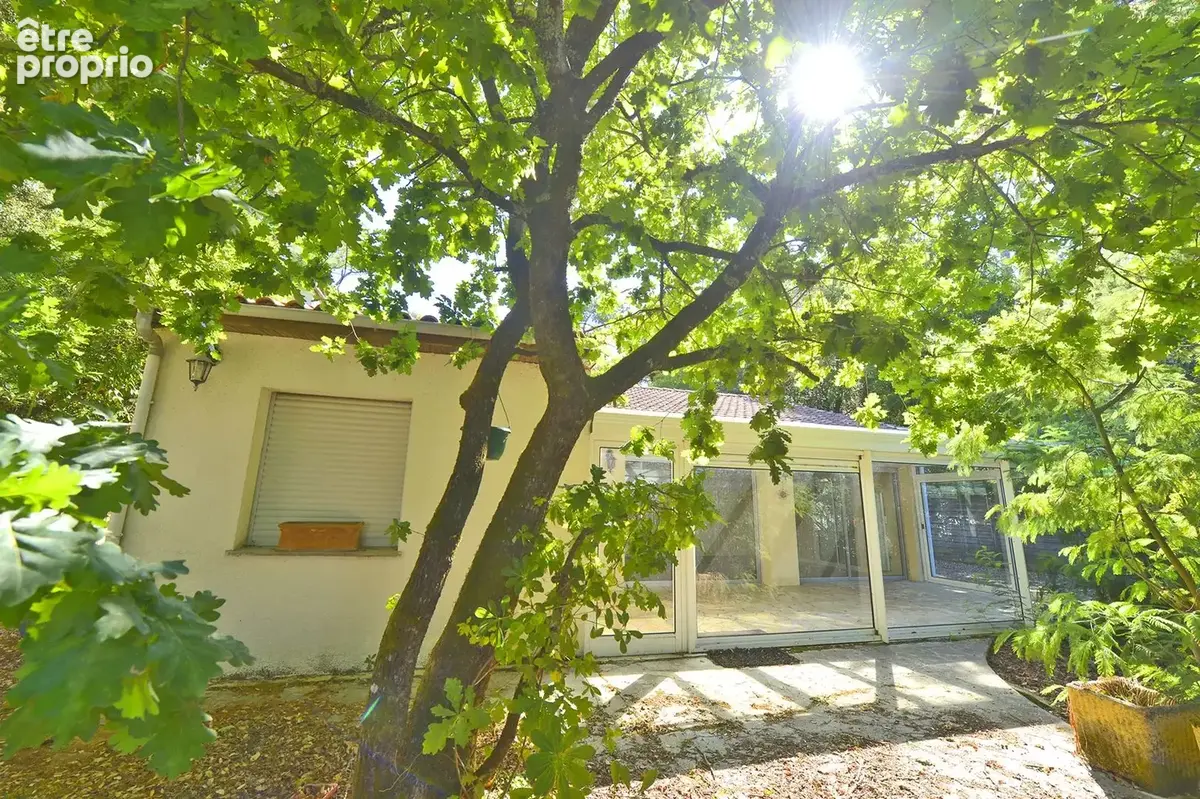 Maison 130 m² à Saint-Georges-De-Didonne  - photo 2
