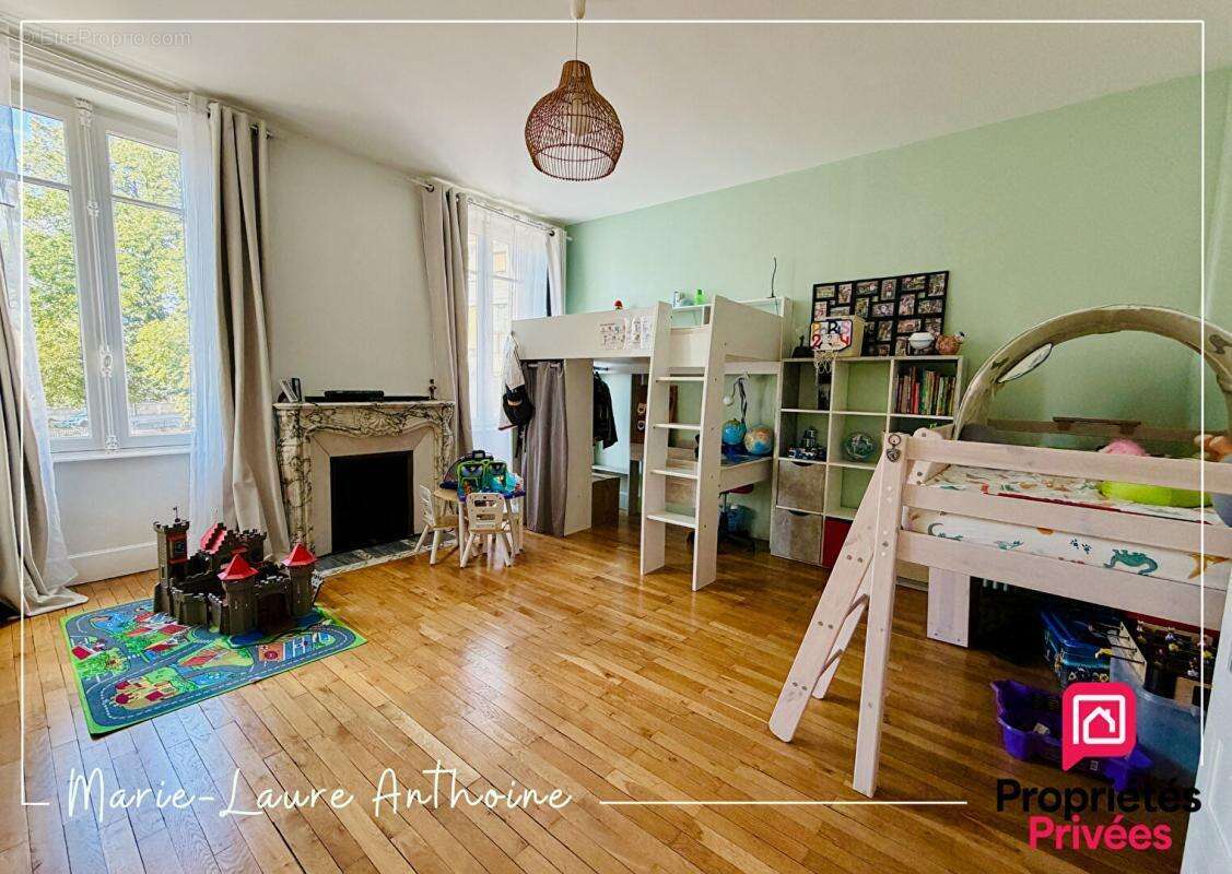 Appartement Bourg-en-bresse 5 pièce(s) 214.75 m2 - photo 13