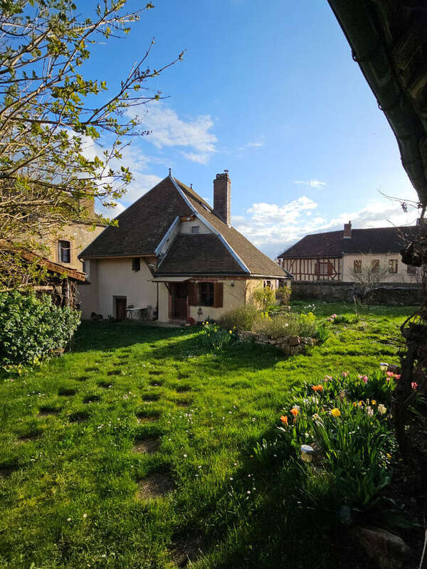 Maison à RIGNY-LE-FERRON