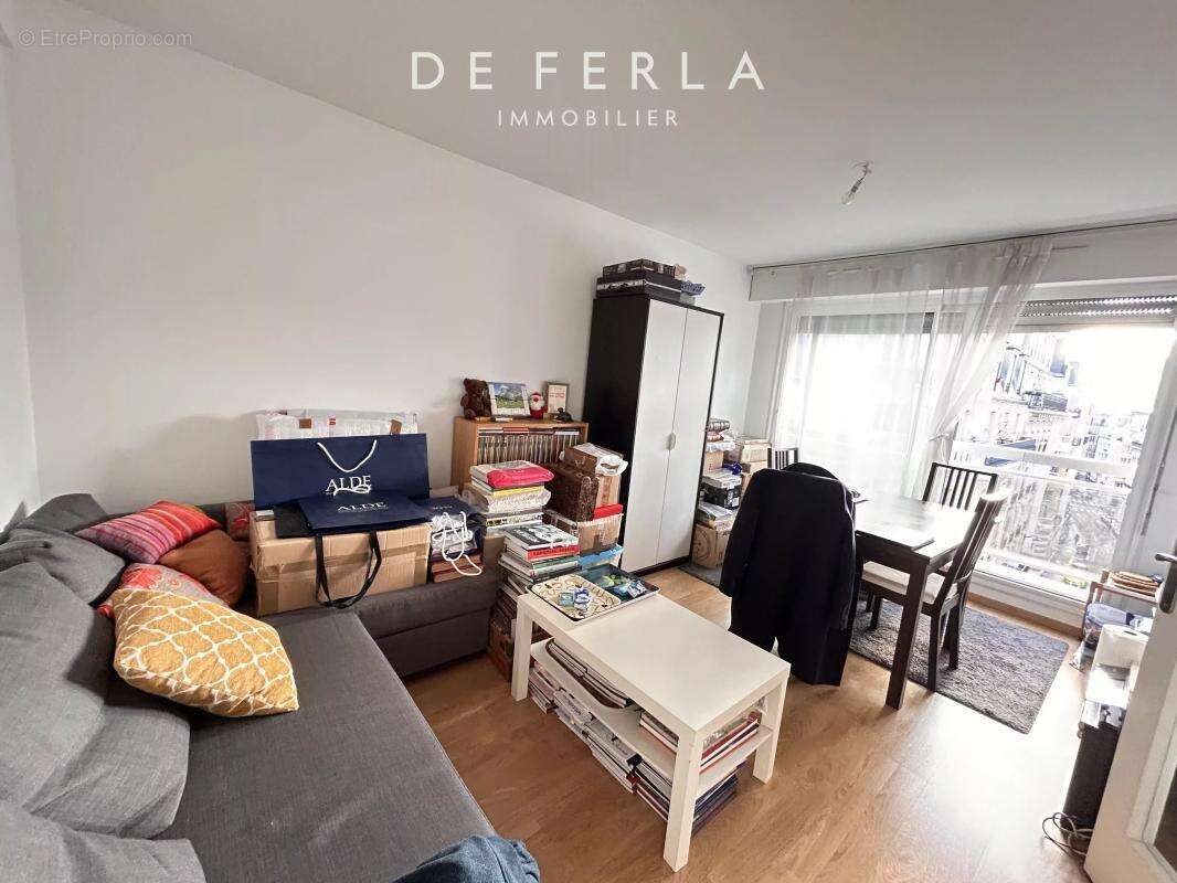 Appartement à PARIS-15E