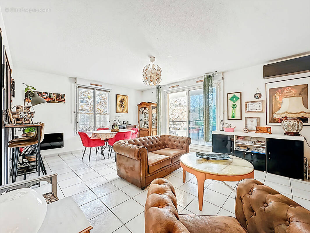 Appartement à MARSEILLE-13E