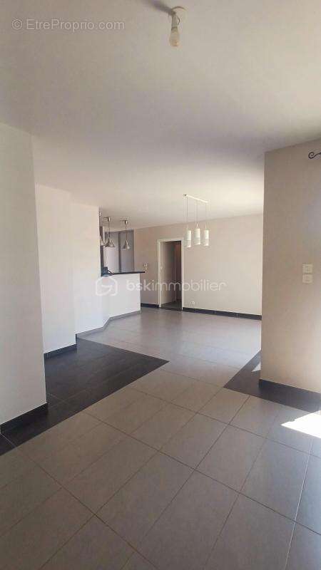 Maison contemporaine de plain-pied avec jardin - photo 3