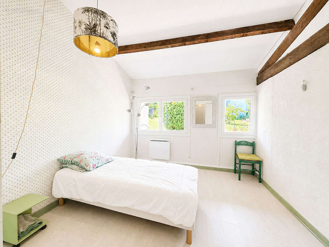 Ensemble immobilier avec deux maisons et piscine à Pujols - photo 16