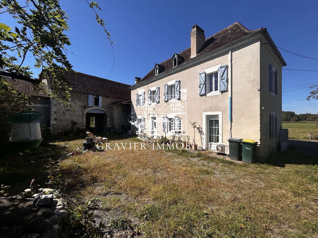 Maison à SARPOURENX