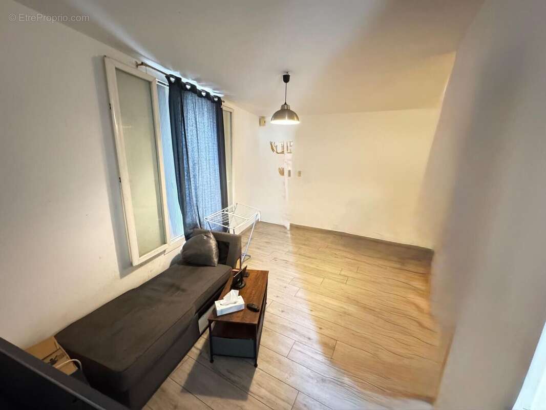 Photo 2 - Appartement à NIMES