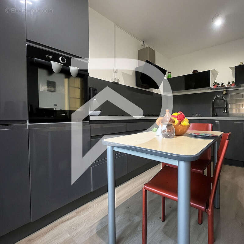 Maison à VIRY-CHATILLON