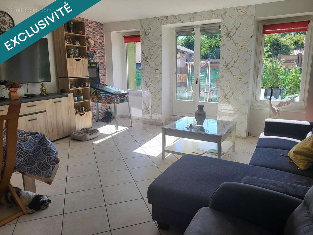 Appartement 69 m² à Pont-De-Veyle  - photo 5
