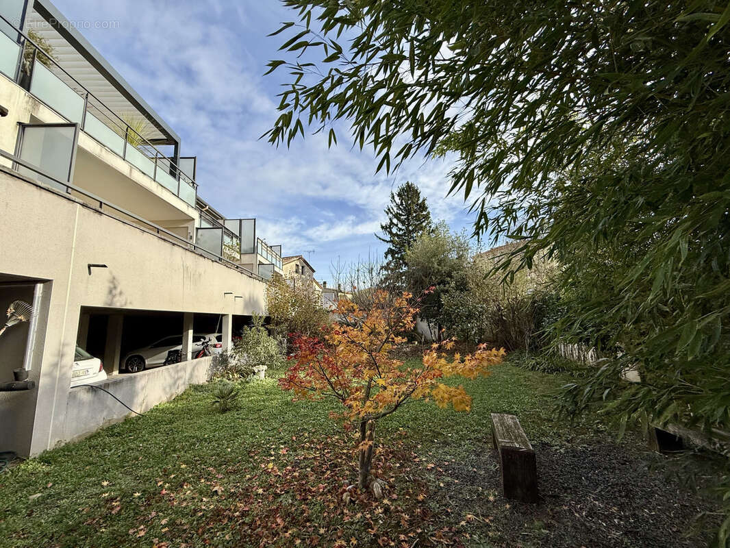 Appartement à BOURG-LES-VALENCE