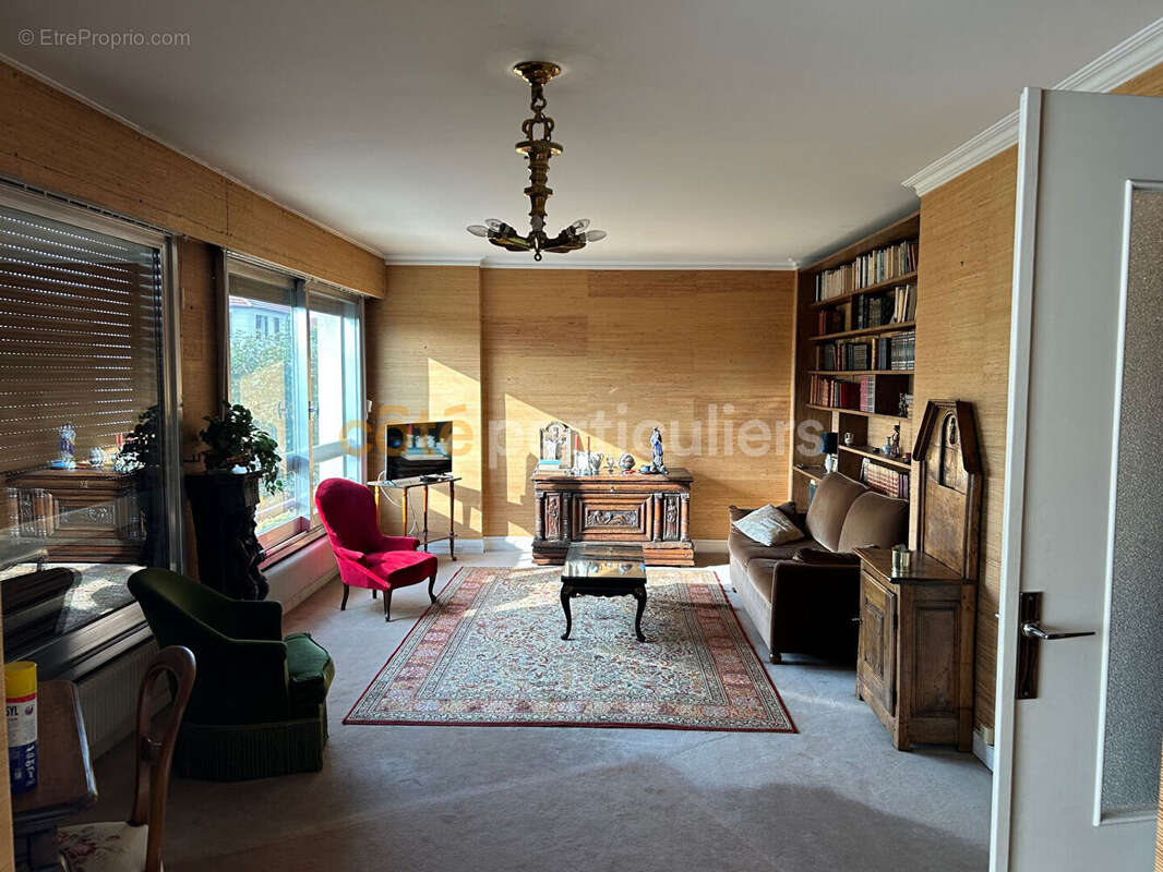 Appartement à VILLENEUVE-LE-ROI