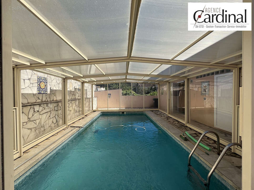 Maison à MARSEILLE-9E