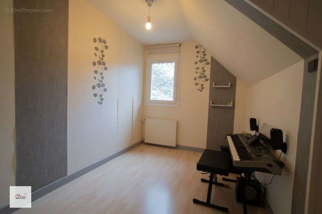 Maison à CRANVES-SALES