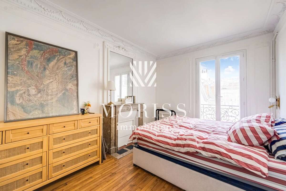 Appartement à PARIS-11E