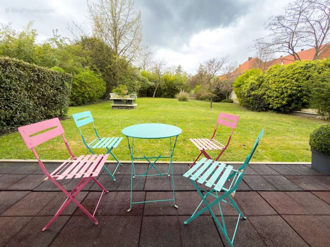 Appartement à LE RAINCY