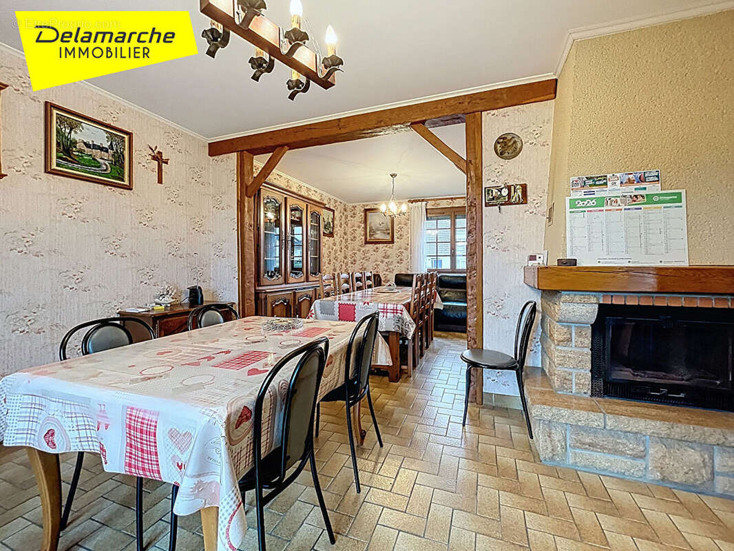 Maison à LA HAYE-PESNEL