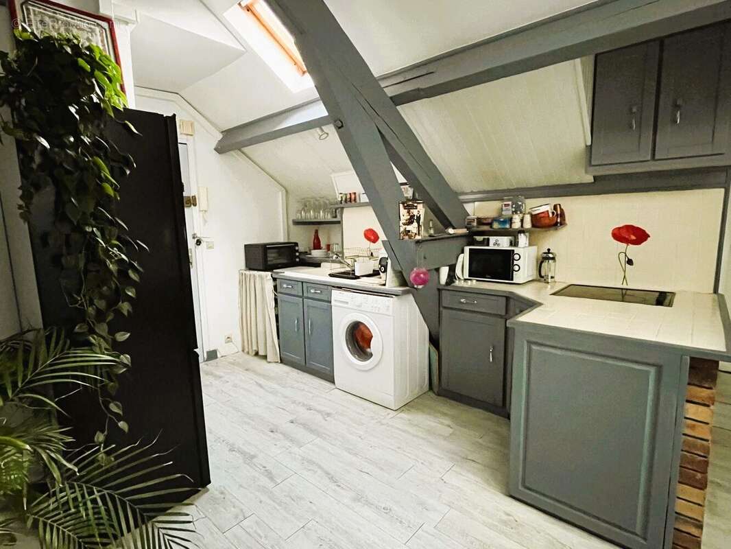 Appartement à LE MESNIL-LE-ROI