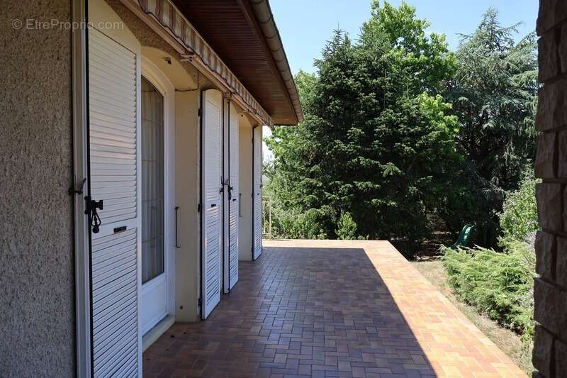 Maison à vendre 7 pièces 143m² perrigny sur l'ognon /  pontailler‑sur‑saône (21) - photo 3