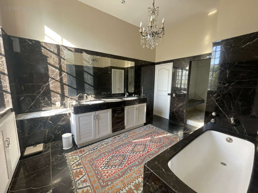 Maison à CAISSARGUES