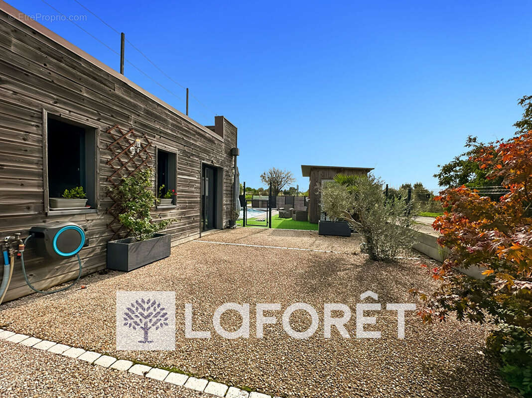 Maison à PREGUILLAC