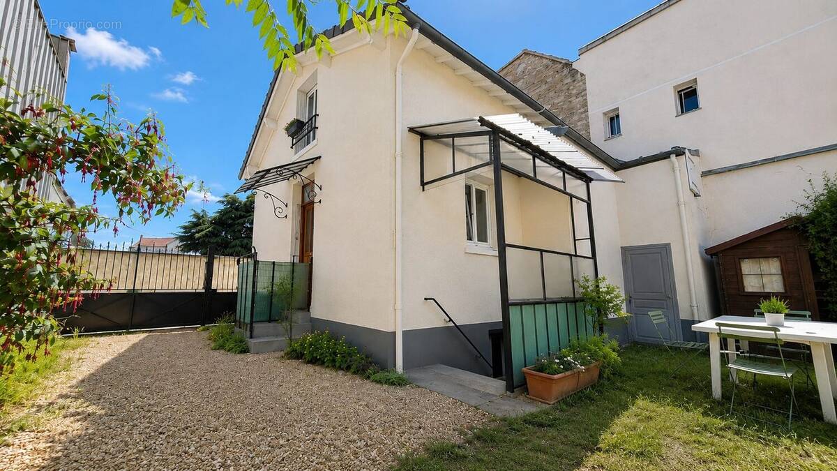 Maison à MAISONS-ALFORT