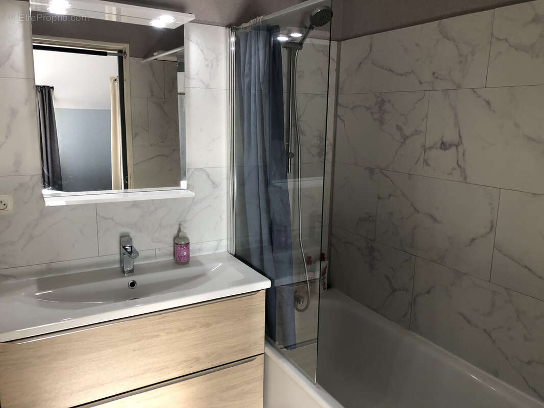 Appartement à NOYAL-CHATILLON-SUR-SEICHE