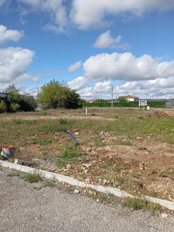 Terrain à BOURG-DE-PEAGE