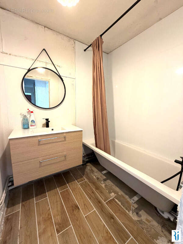 Appartement 94 m² à Canteleu  - photo 9