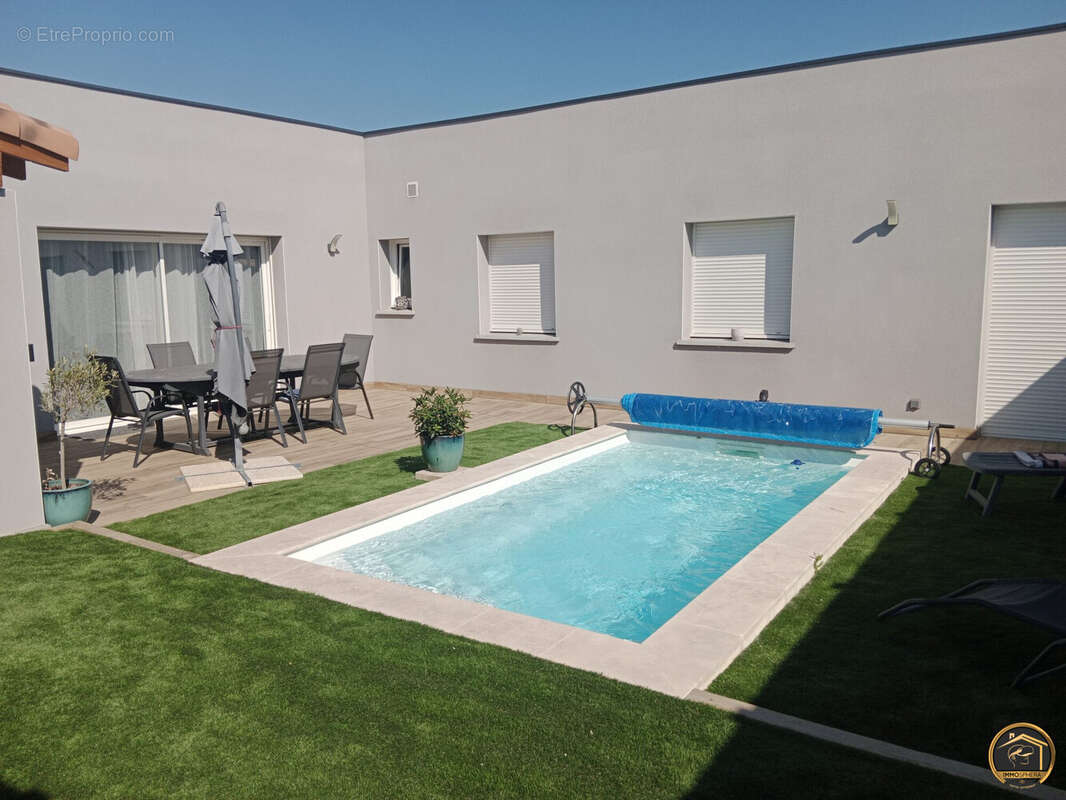 Maison à BIZE-MINERVOIS