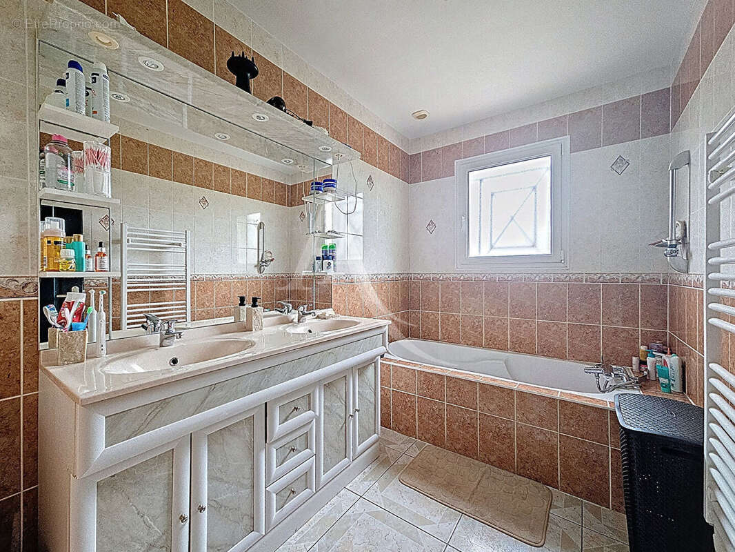 Appartement à ORGUEIL