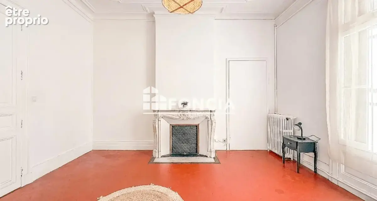 Prestige Haussmannien et Flexibilité Totale : Plateau de 141 m² (Usage Mixte) - photo 2