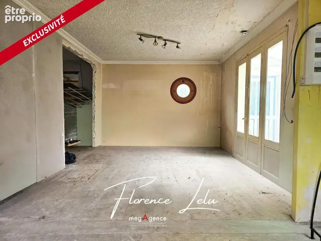Maison 85 m² - A rénover - terrain 2500 m² - photo 2