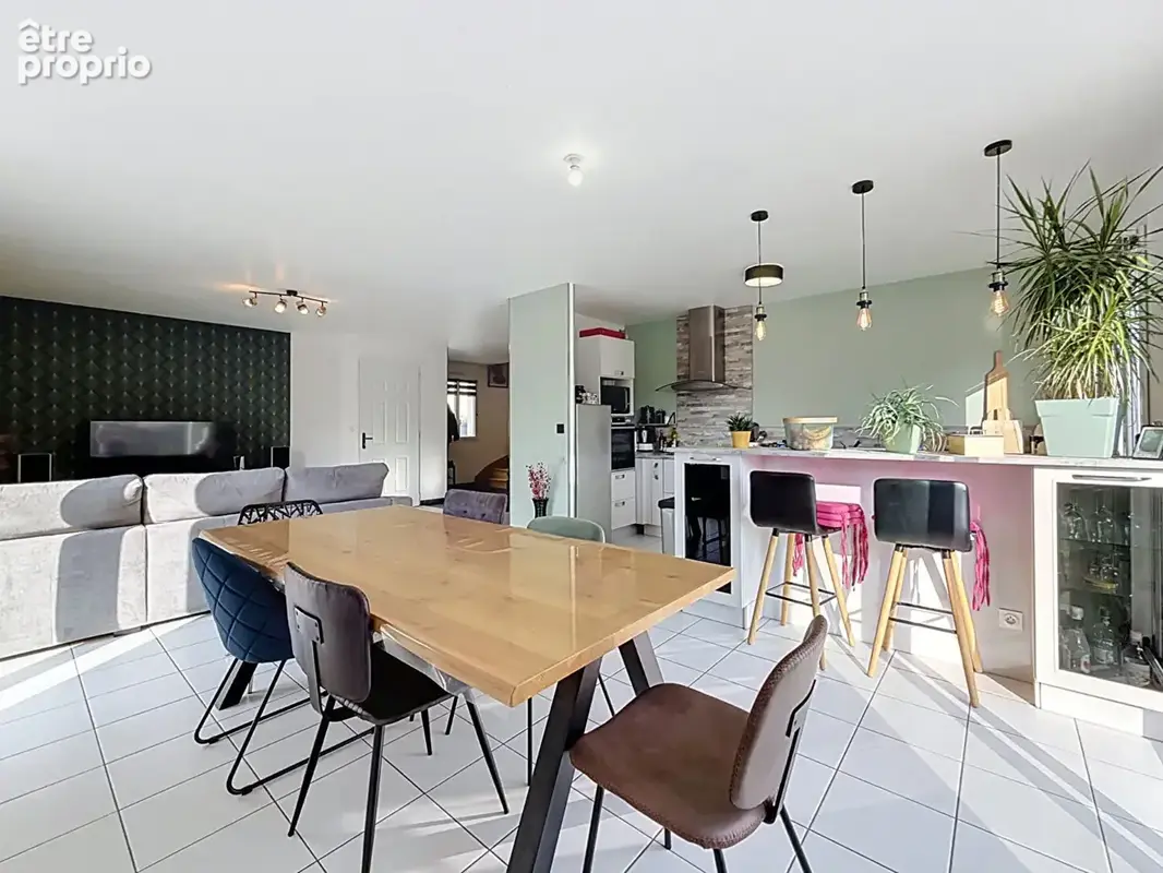 Photo Maison à Saint-Aignan-De-Cramesnil au prix de 315 000€