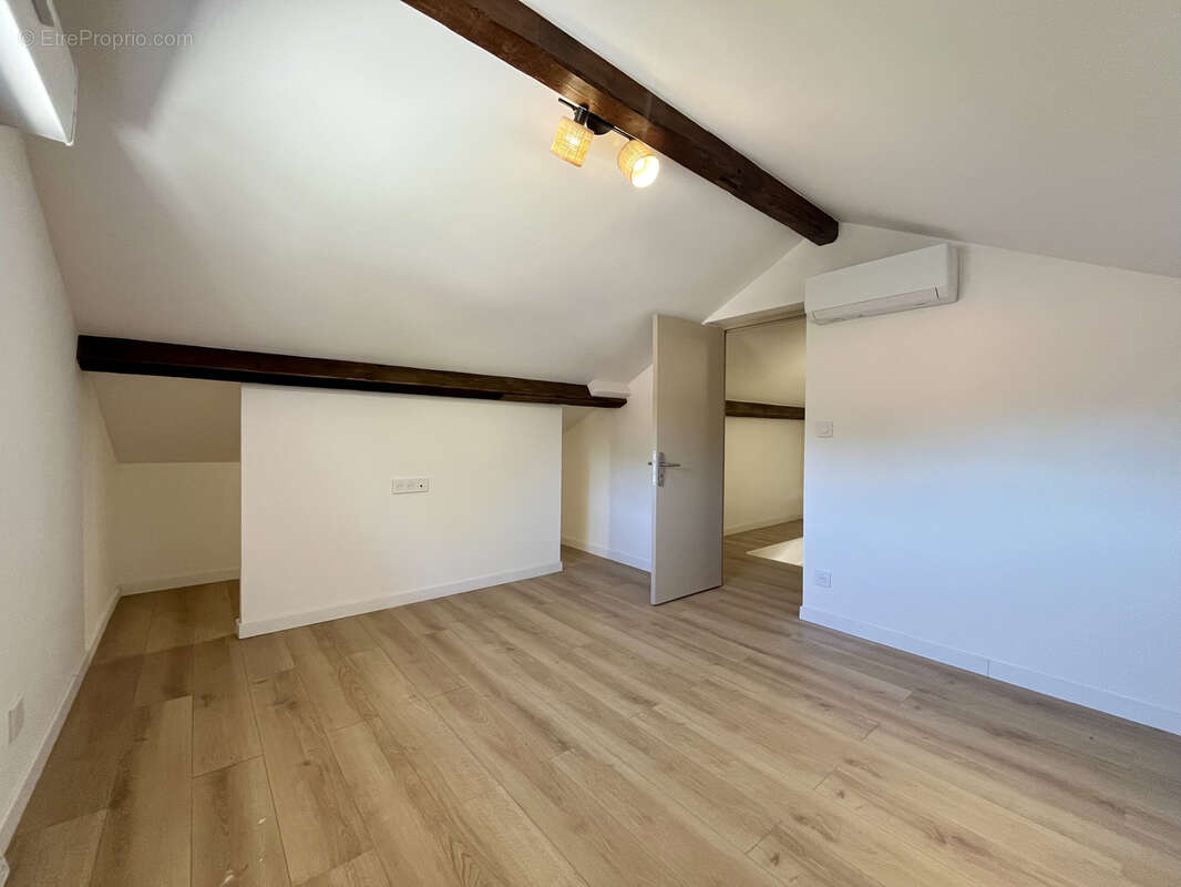 Toulon Est Magnifique Duplex en dernier etage avec terrasse - photo 7