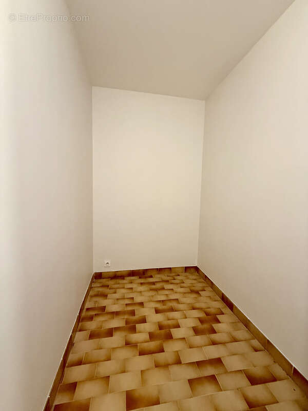 Carry le rouet , résidence le Mas, apparement T2, parking privatif , terrasse - photo 3