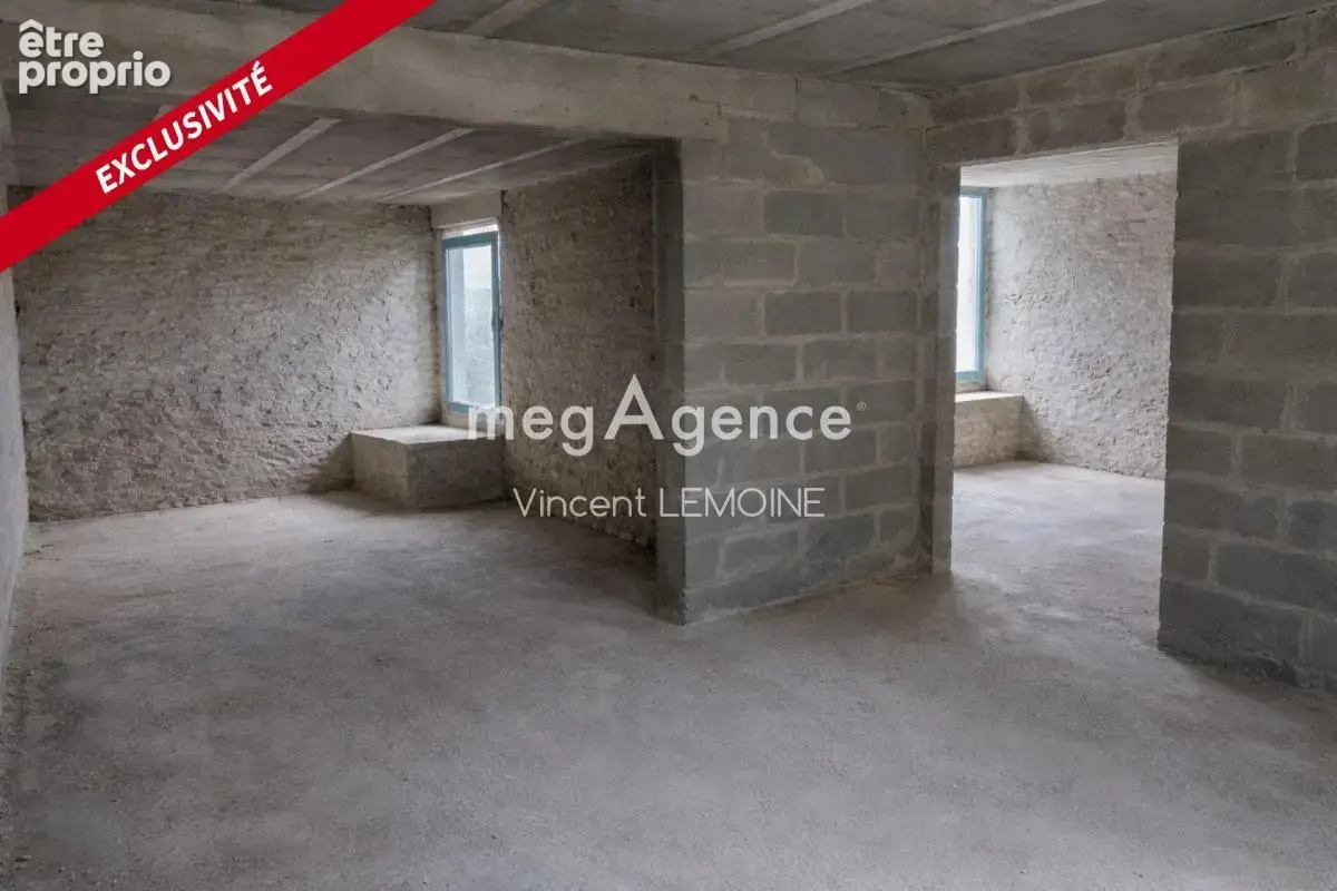 Maison en pierre à rénover – 150 m² – proche mer – fort potentiel ! - photo 8