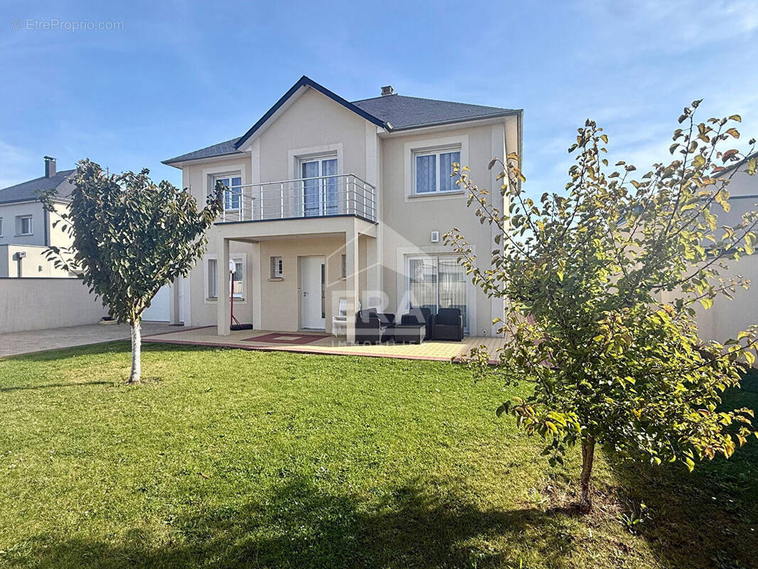 Maison à BIEVILLE-BEUVILLE