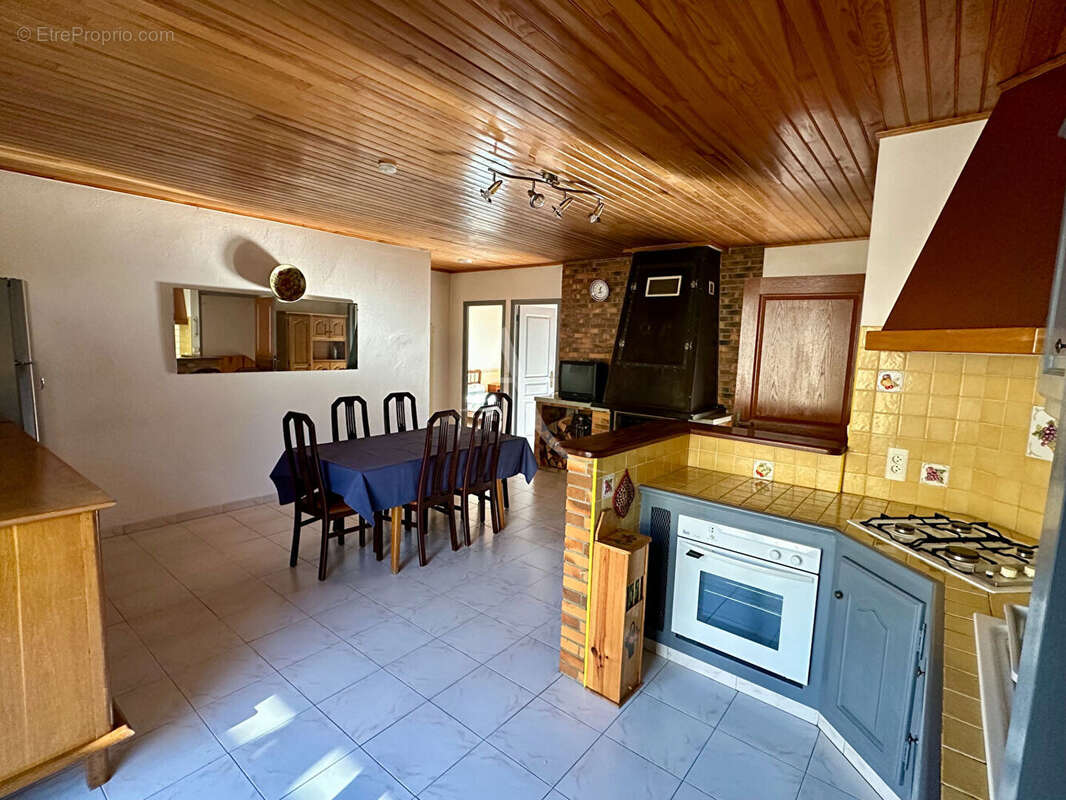 Maison à FORMIGUERES