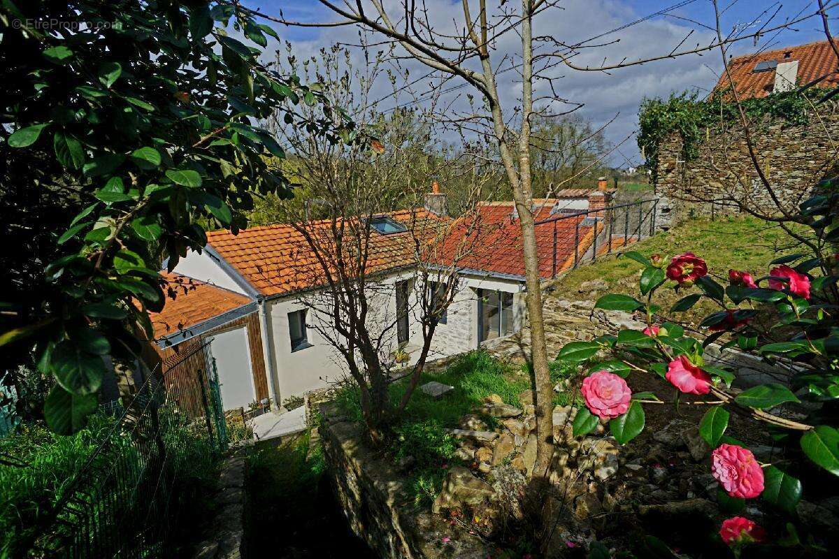 Maison à SAINT-JEAN-DE-BOISEAU