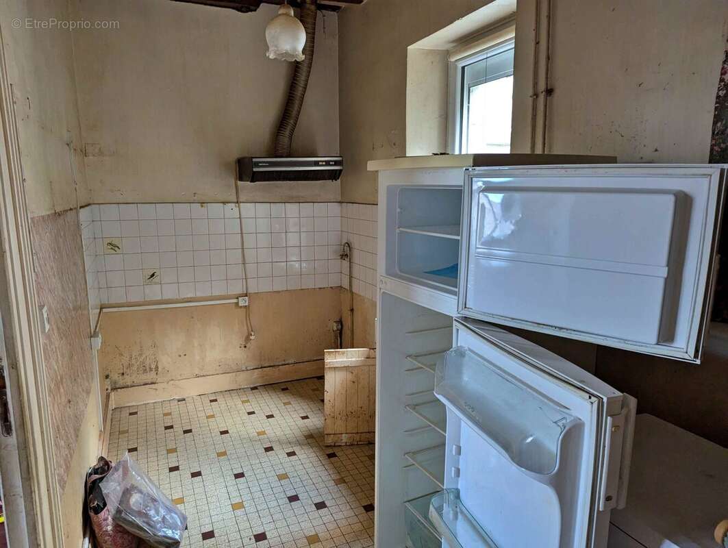 logement 1er étage - Maison à CLAMECY