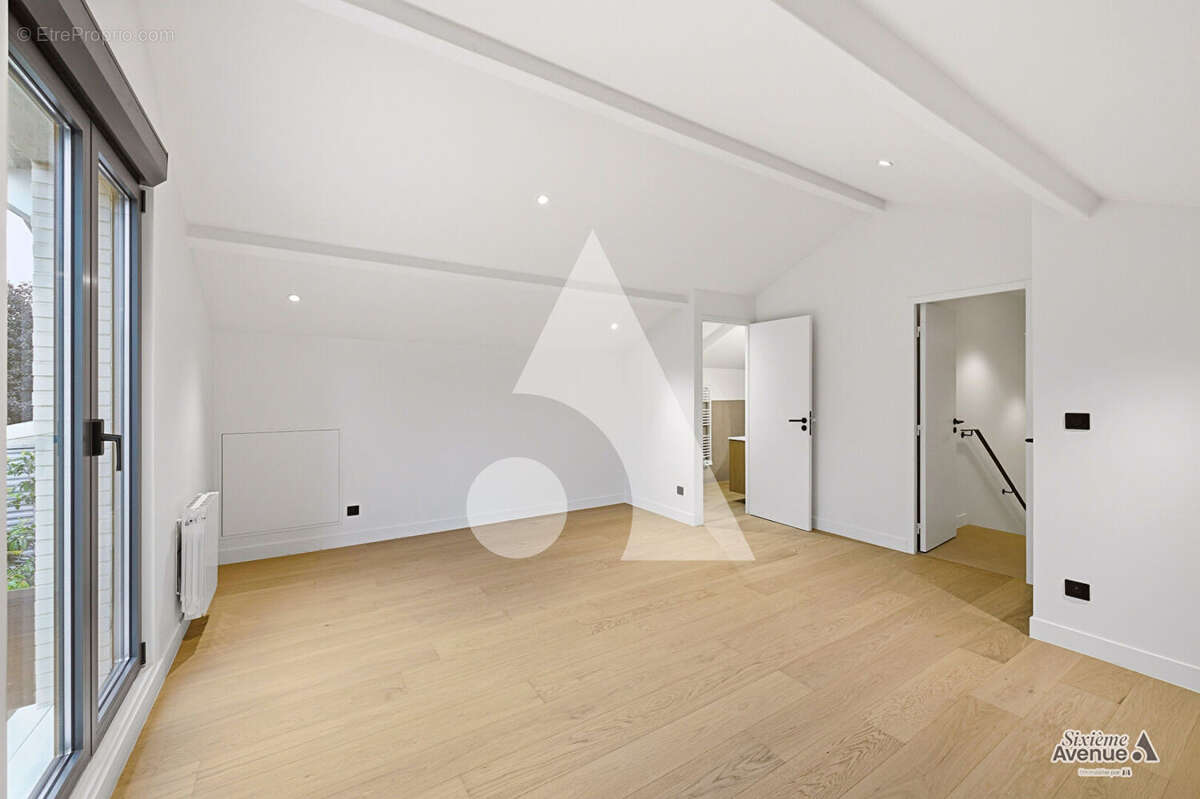 Appartement à MAISONS-ALFORT