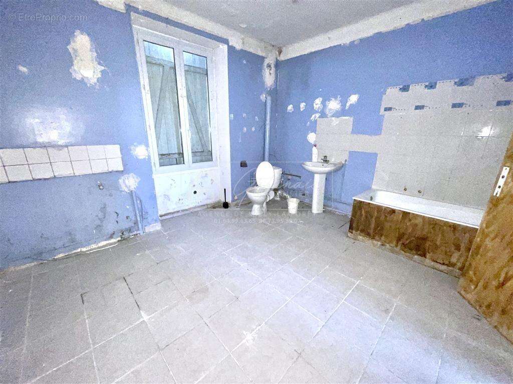 Maison à MILLY-LA-FORET