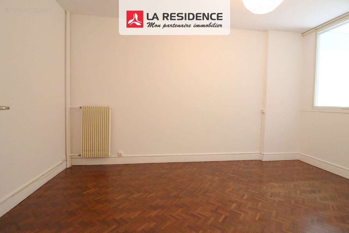 Appartement à VERSAILLES