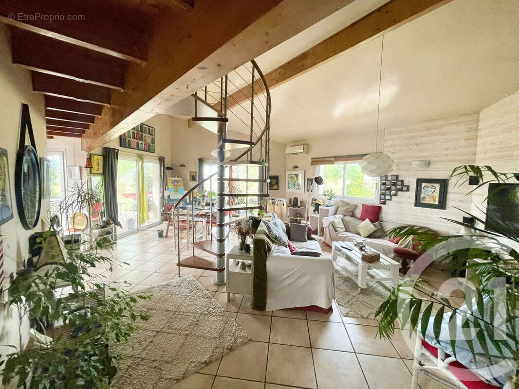 Maison 116 m² à L'isle-Jourdain  - photo 12