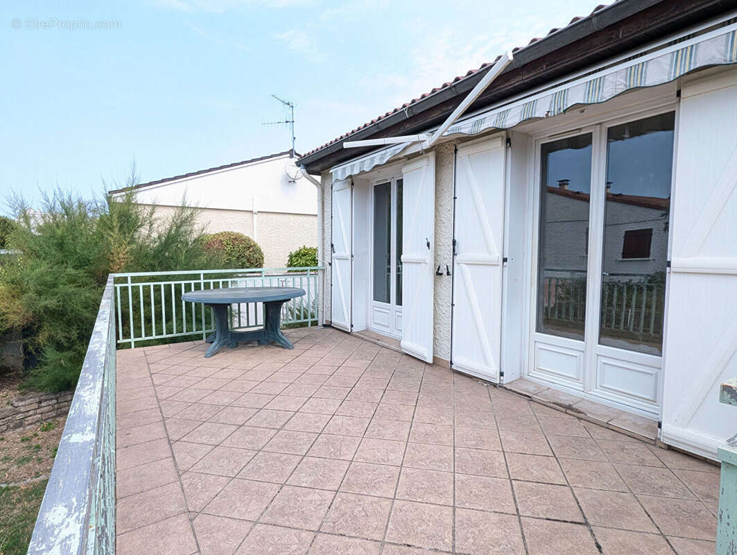 Maison à CHEVIGNY-SAINT-SAUVEUR