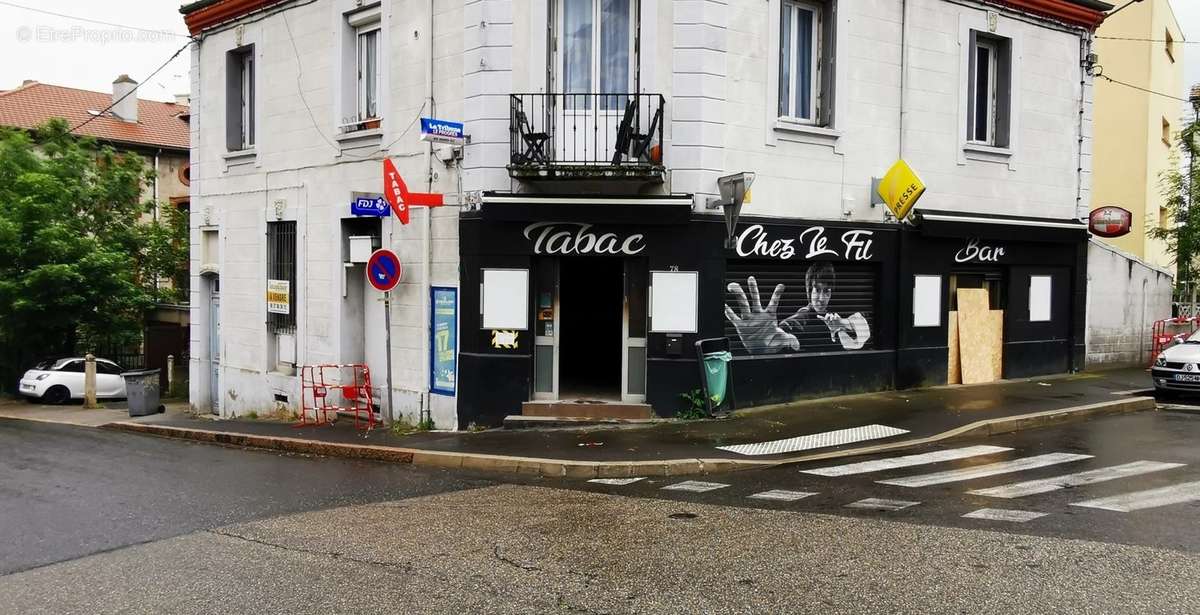 Appartement à SAINT-ETIENNE