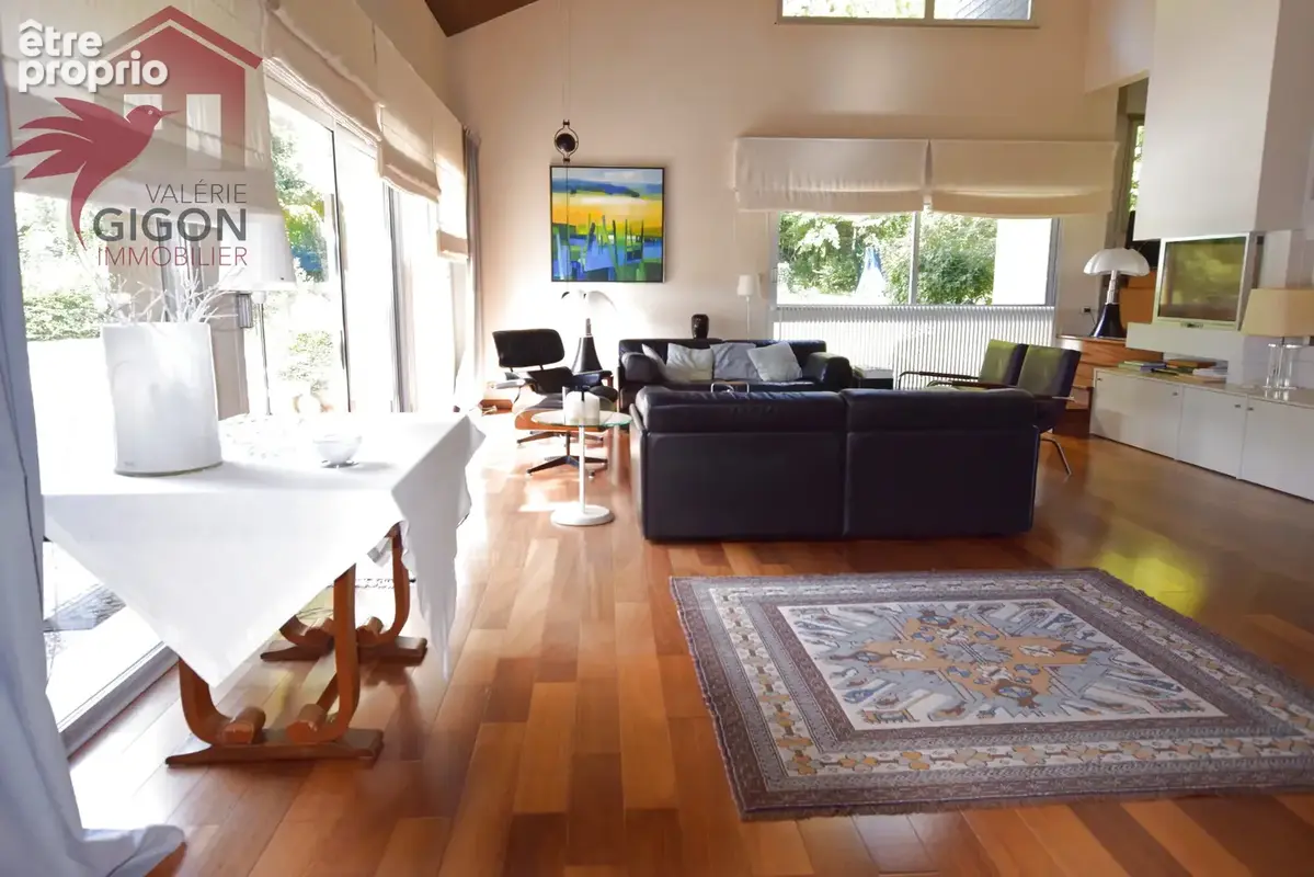 découvrez cette SUPERBE PROPRIETE CONTEMPORAINE, aux prestations haut de gamme, située dans un environnement v - photo 1