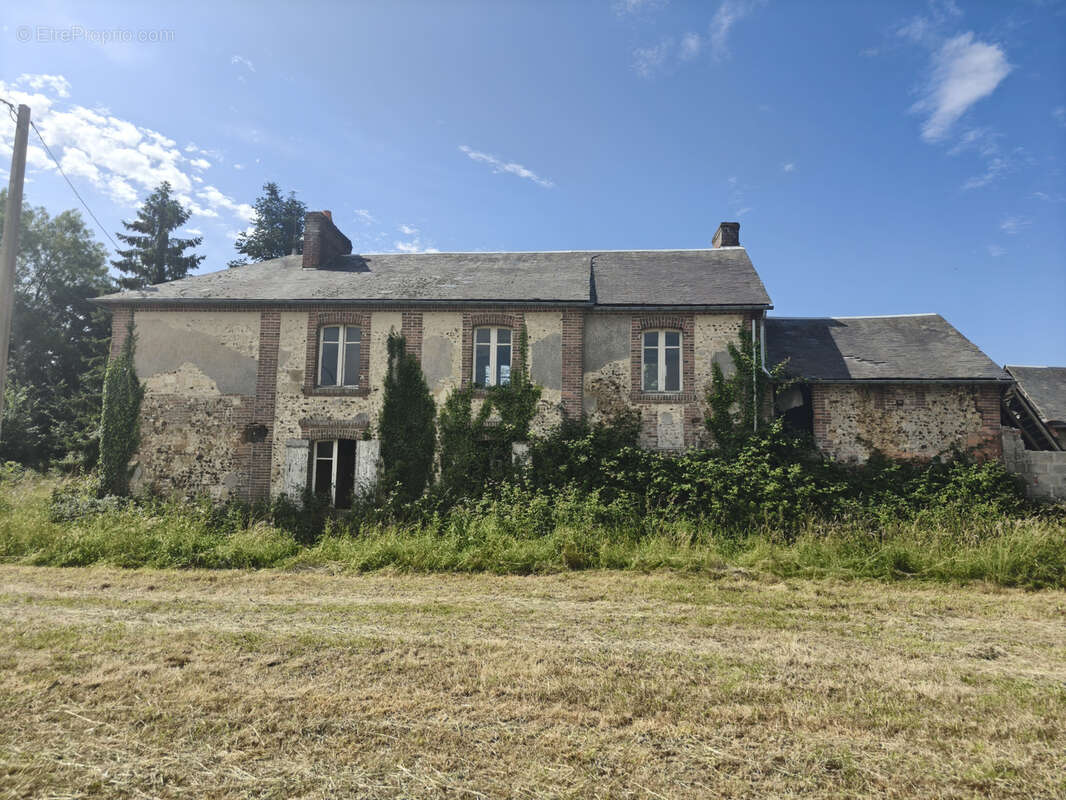 Maison à VIMOUTIERS